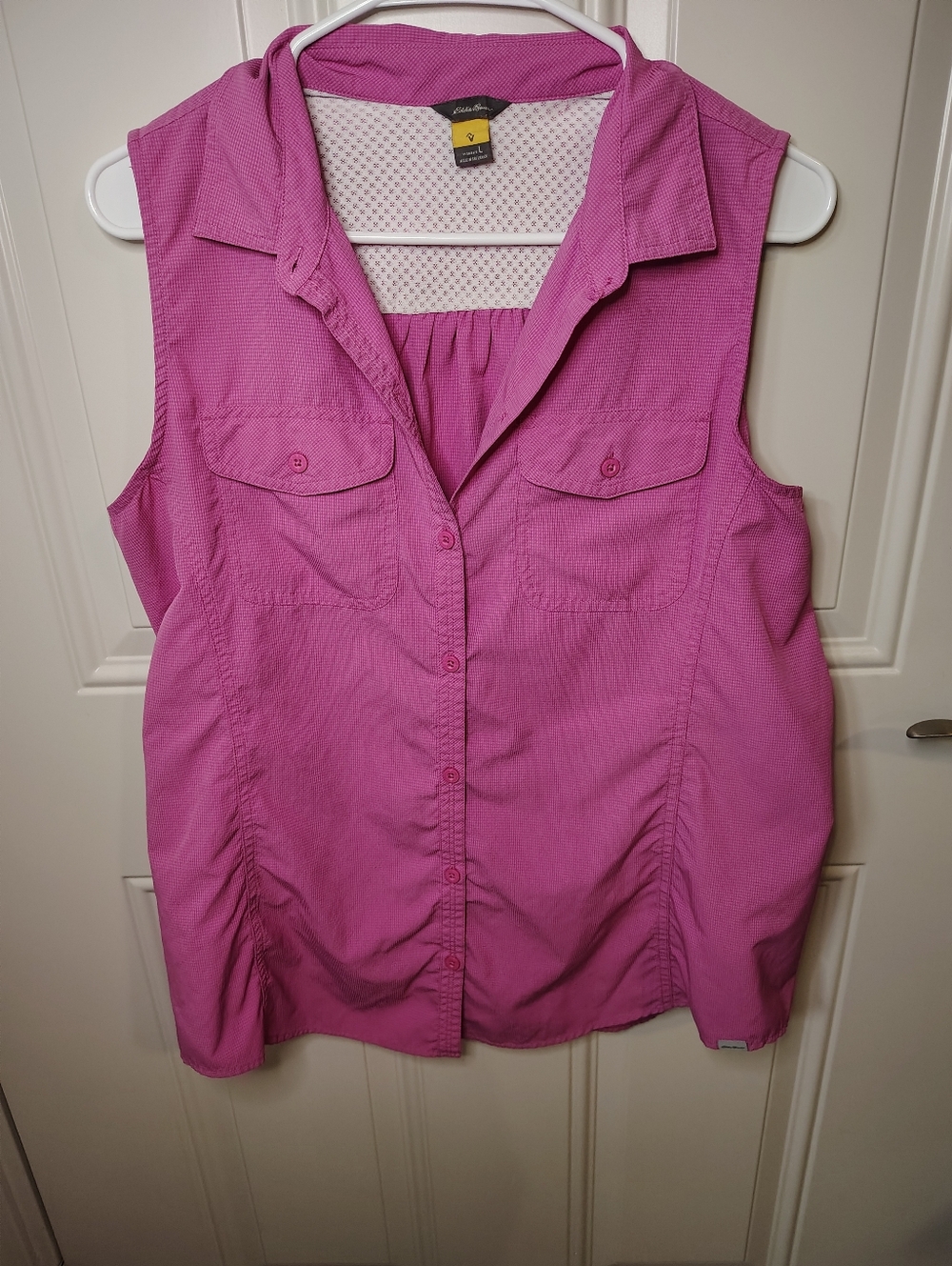 Eddie Bauer Size Large Pink Sleeveless Vented Breathable Tank Vest With Pockets
